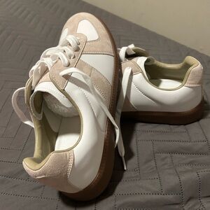 Maison Martin Margiela White and Beige Men Shoes